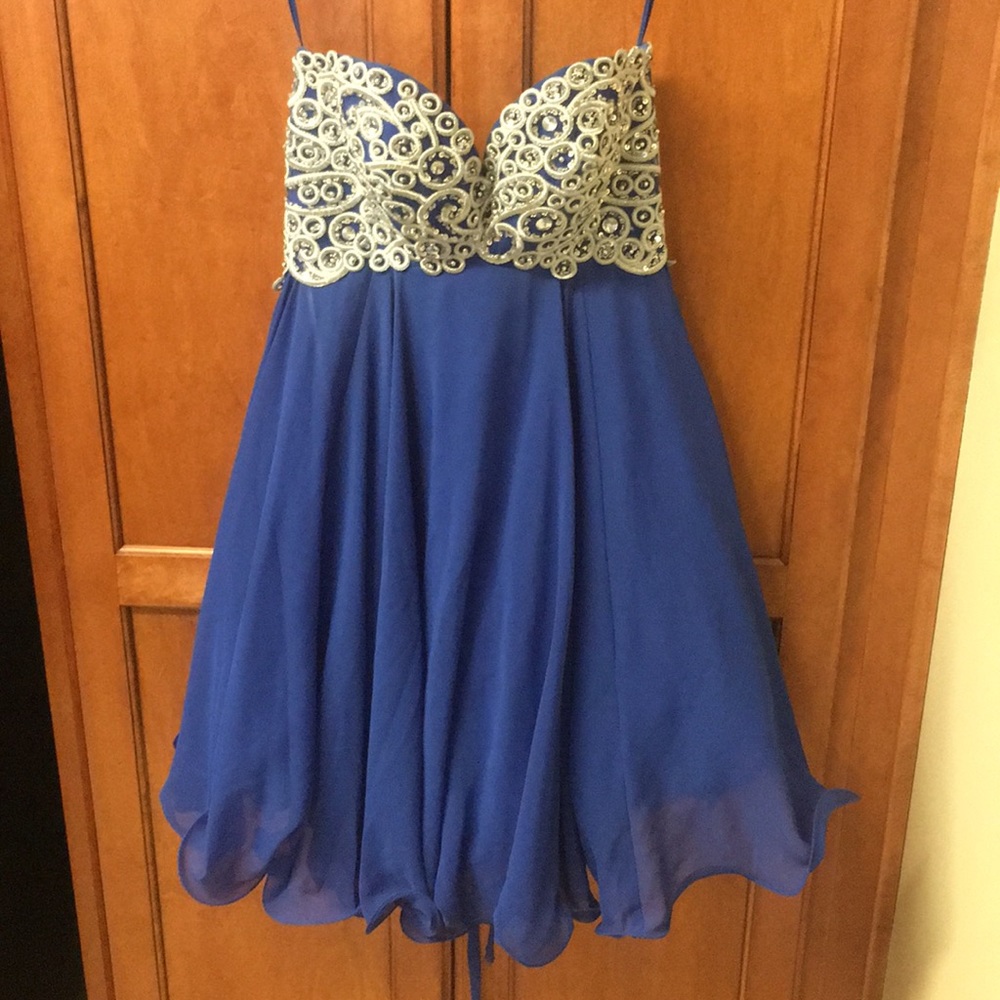 Blue dress